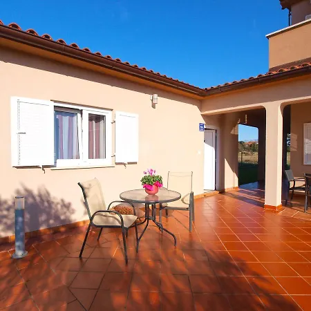 Appartement Iva 1534 *