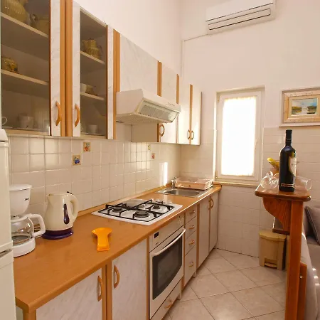 Apartment Iva 1534